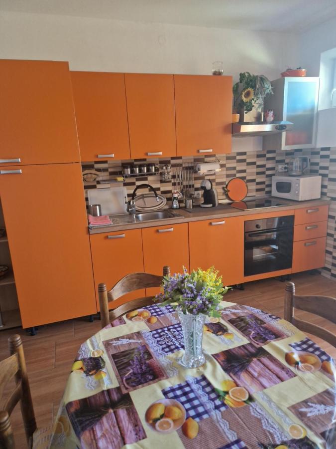 Vera Apartment Kampor Екстериор снимка
