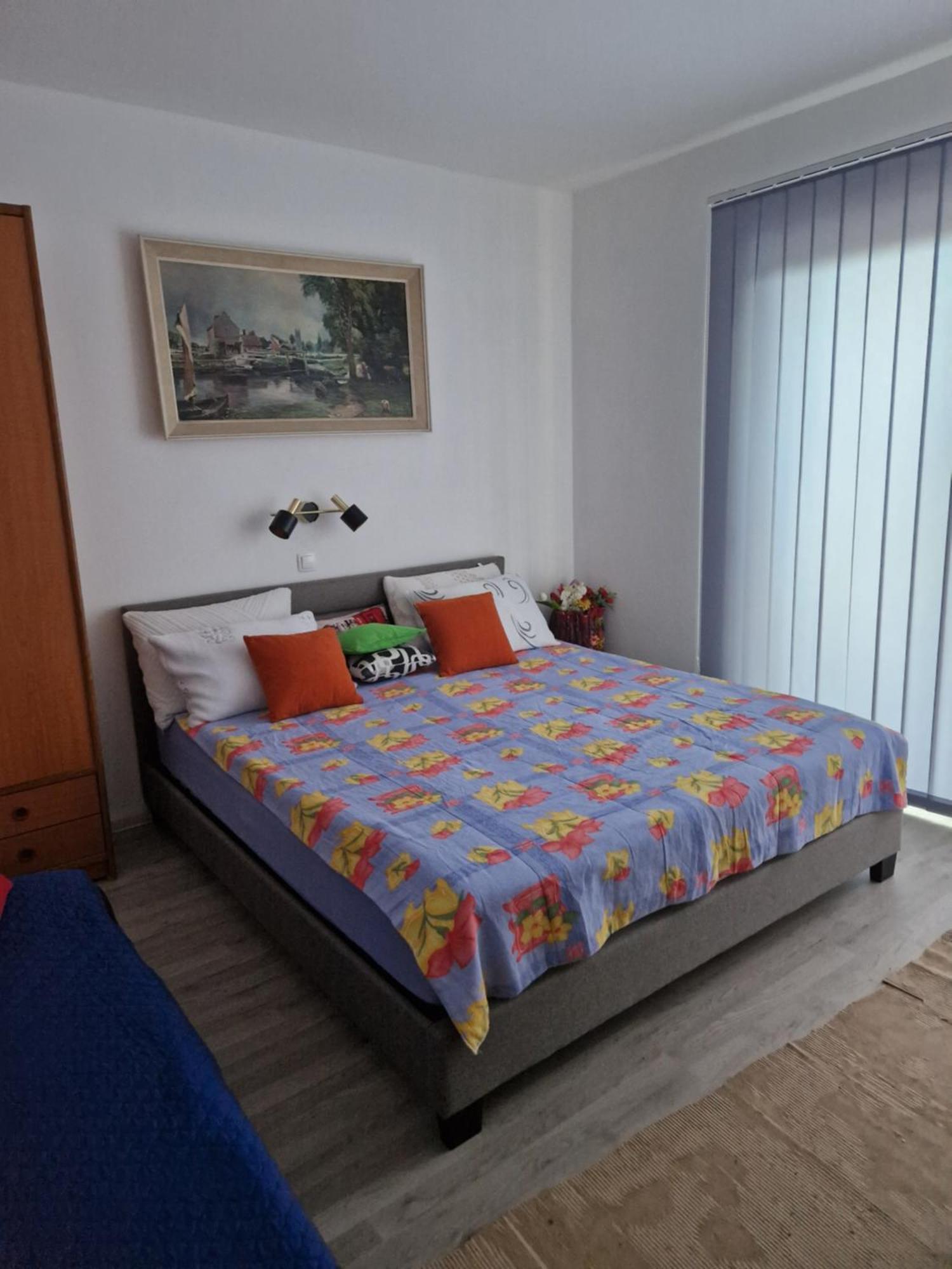 Vera Apartment Kampor Екстериор снимка