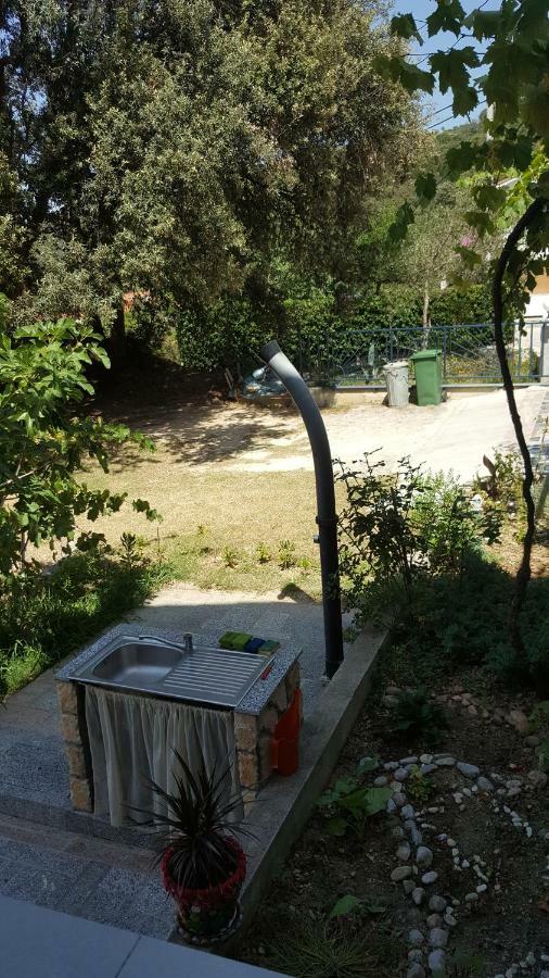 Vera Apartment Kampor Екстериор снимка