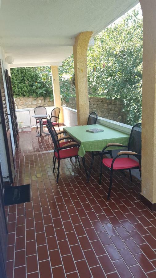 Vera Apartment Kampor Екстериор снимка